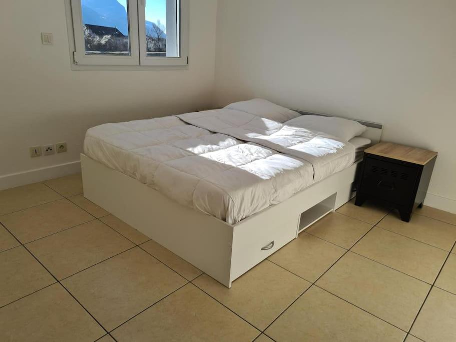 Appartement - Cluses Dış mekan fotoğraf